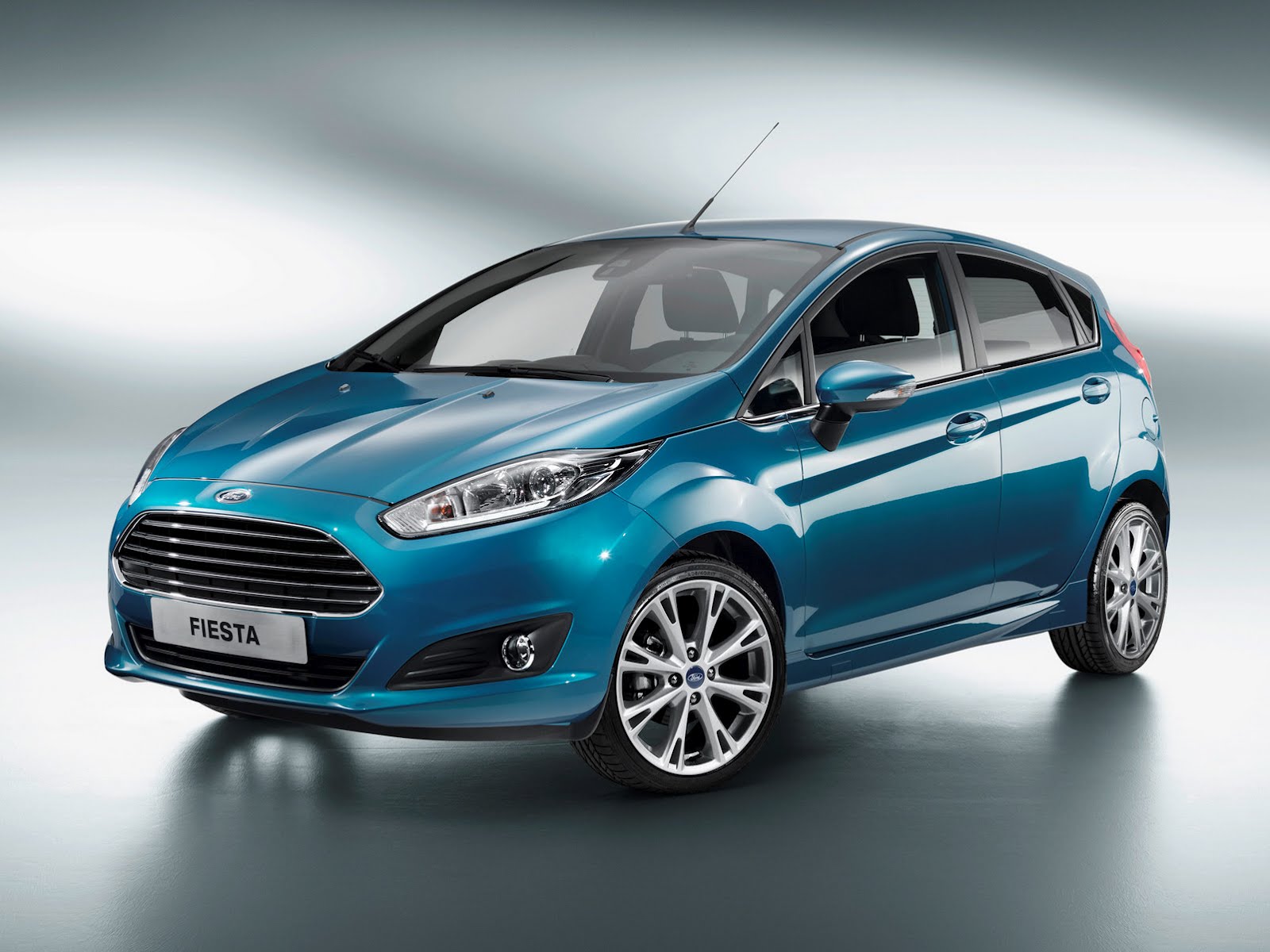ford fiesta 或同级别车型