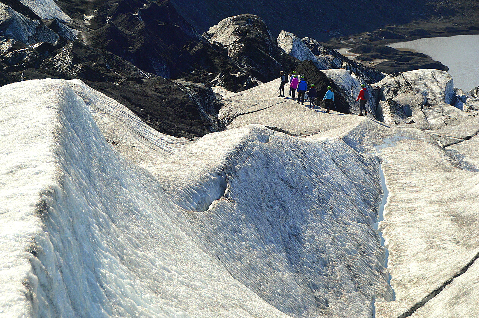 glacier hiking & ice climbing on sólheimajkull